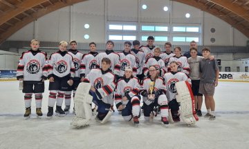 HC Rožnov p. R. - Černí vlci