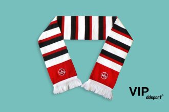 Knitted scarves V.I.P.